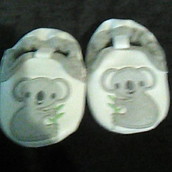 Baby Shoe Bundle 0-3 Months - Picture 2 of 5